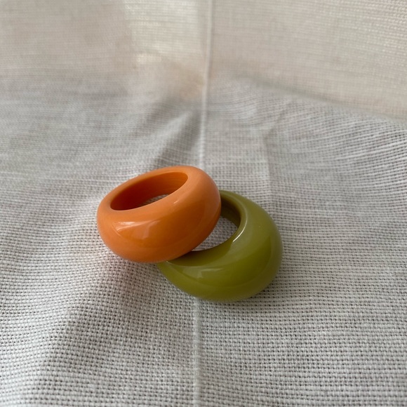 Urban Outfitters Orange Y2K Ring Set - Picture 2 of 4